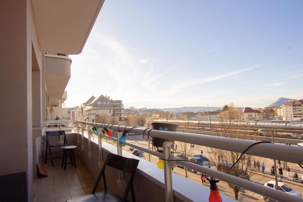 Appartement T3 70M2 Lumineux Proche De La Gare Annecy Exterior photo